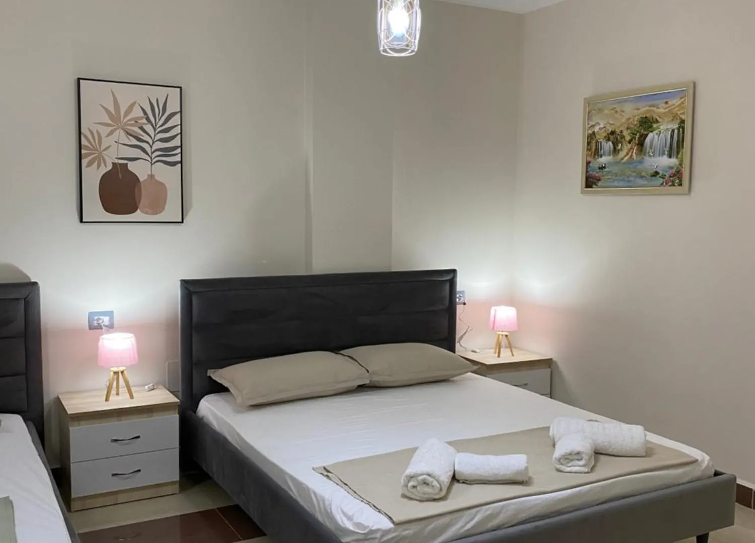 Tinas Rooms Durres