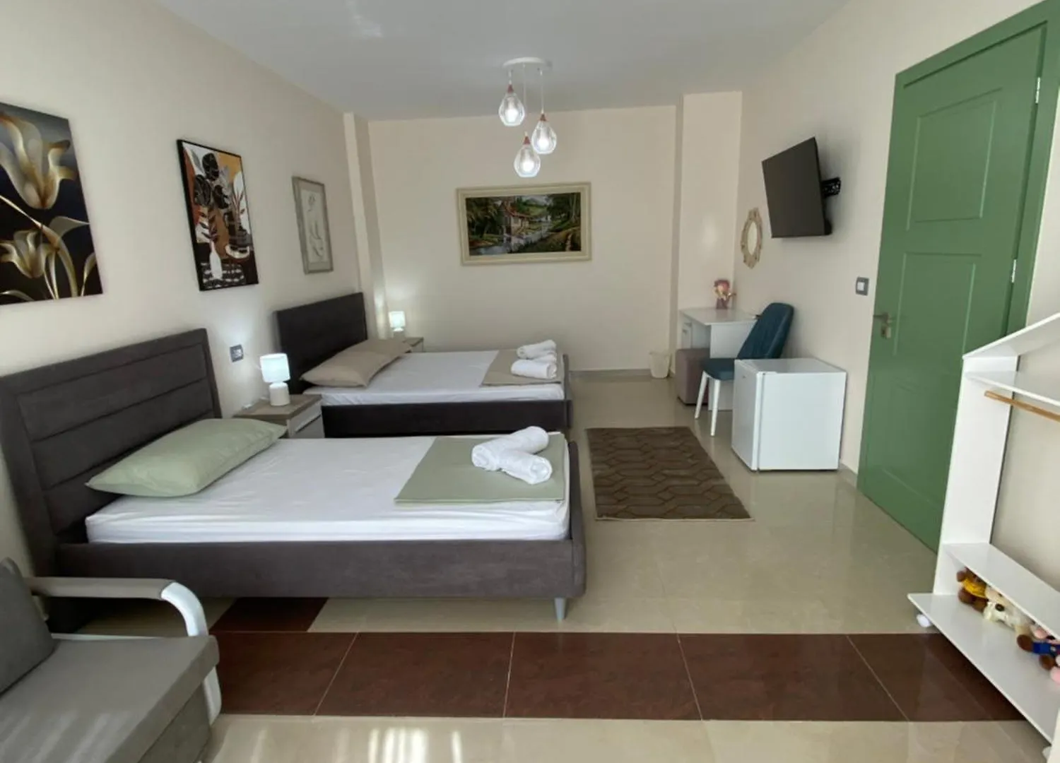Tinas Rooms Durres Guest house