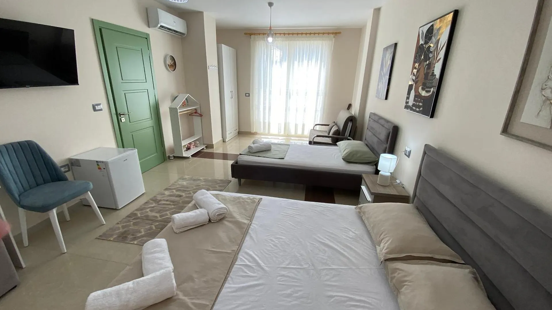 Guest house Tinas Rooms Durres