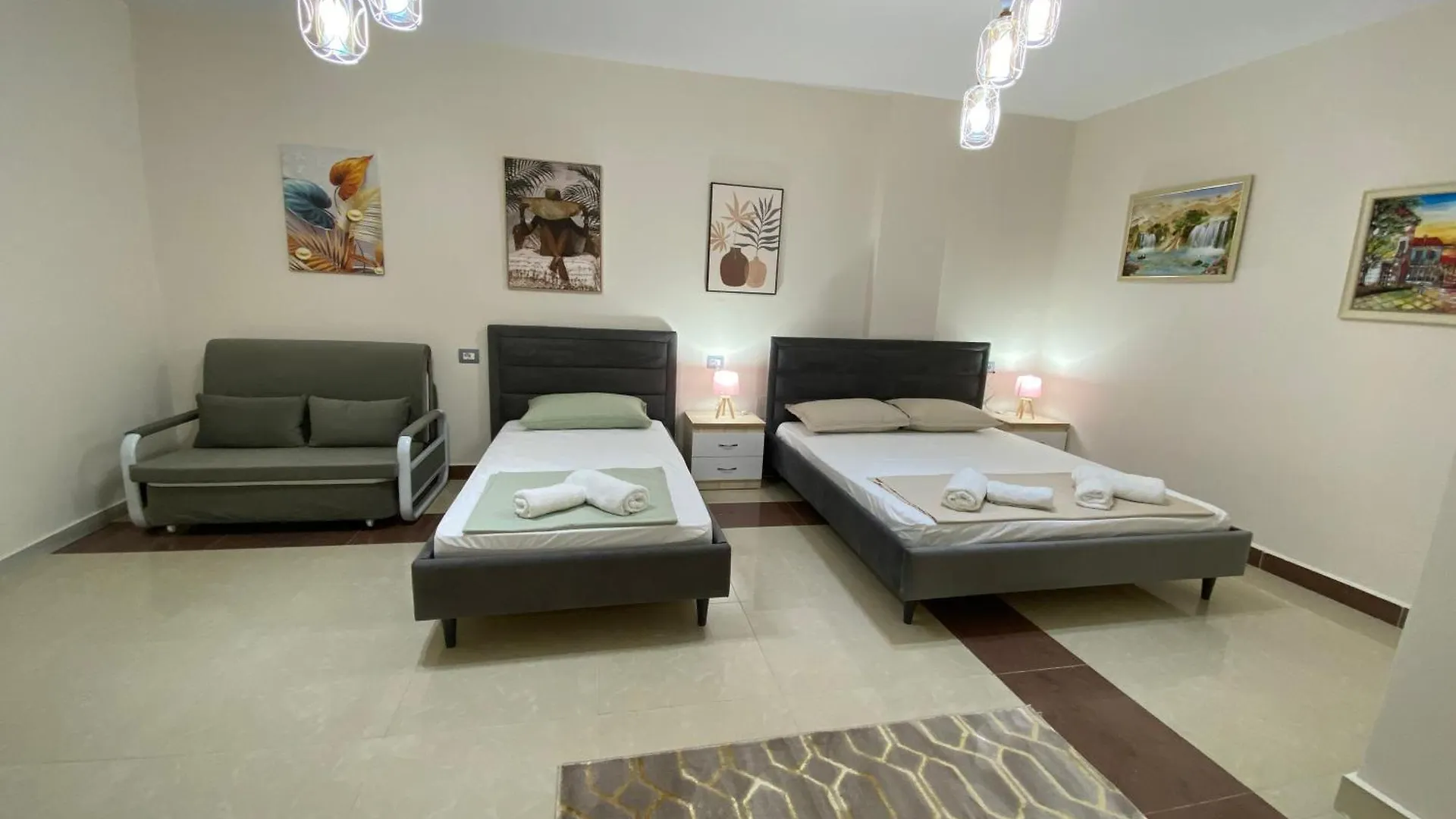 Tinas Rooms Durres Albania